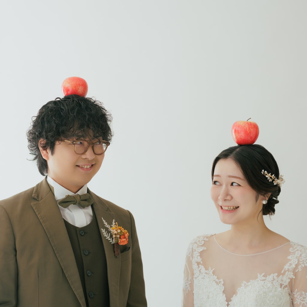 お持ち込みアイテムでお二人らしく！！ | デコルテフォトグラフィー | 前撮り・フォトウェディング