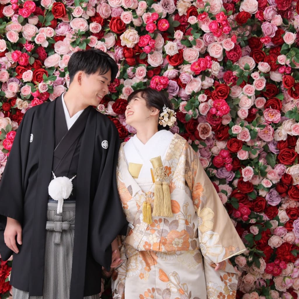 ポップな背景で和装撮影♫ | デコルテフォトグラフィー | 前撮り・フォトウェディング