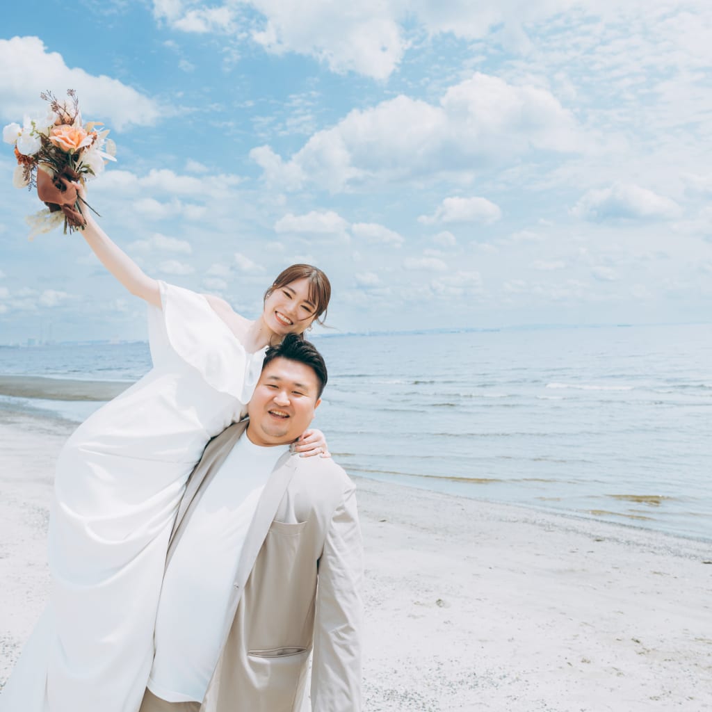 晴れた日の稲毛海浜公園 | デコルテフォトグラフィー | 前撮り・フォトウェディング