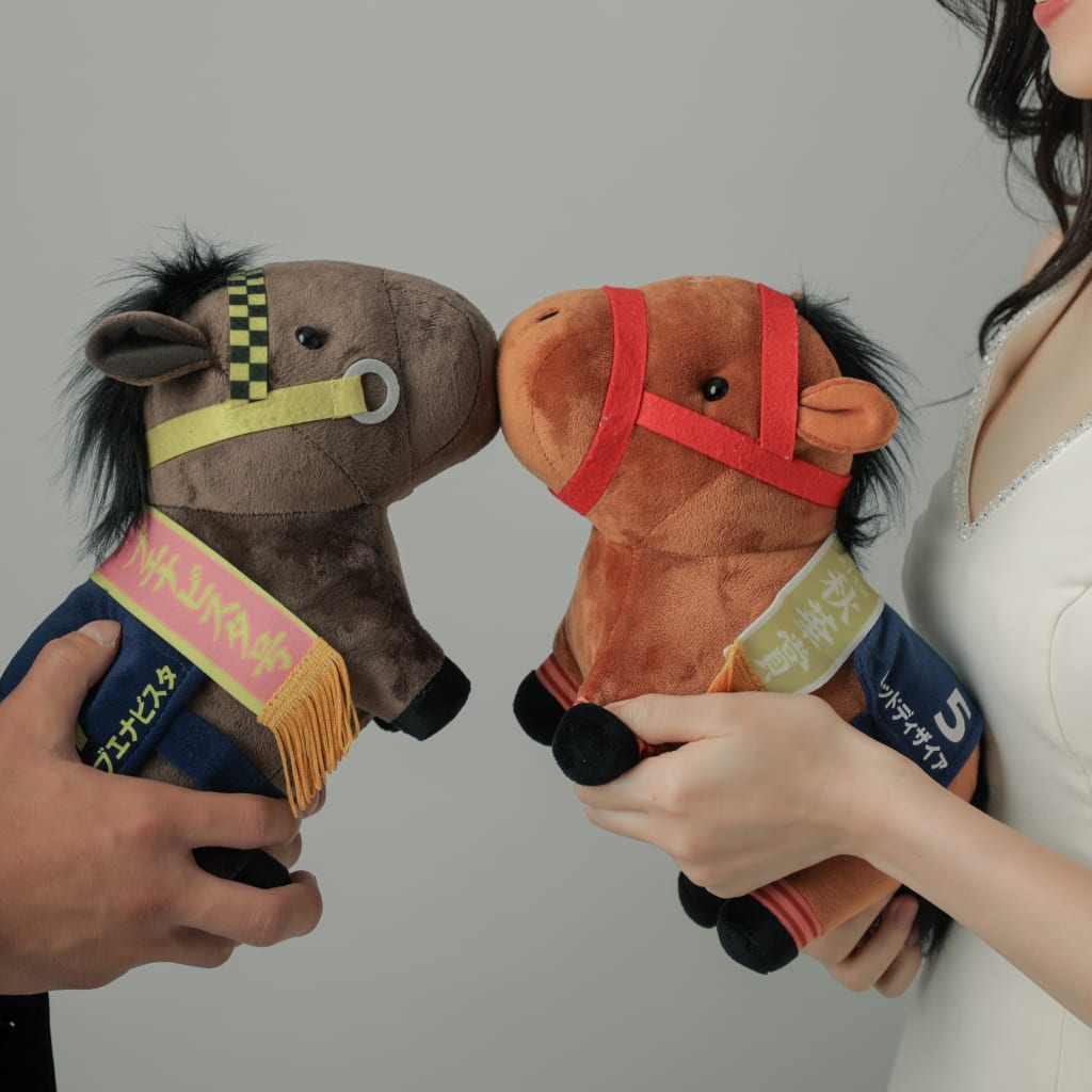 競馬好きのおふたり🐴 | デコルテフォトグラフィー | 前撮り・フォトウェディング