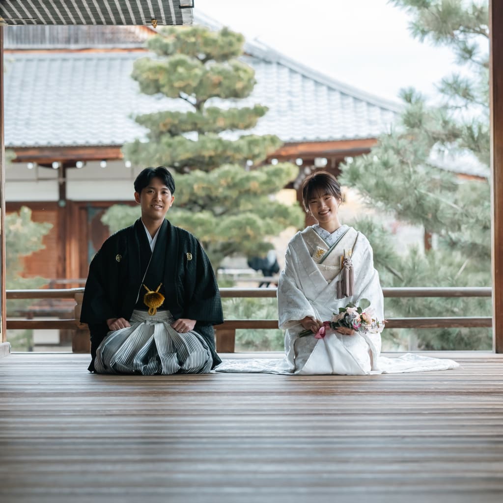 冬も緑が綺麗な大覚寺ロケーションプラン | デコルテフォトグラフィー | 前撮り・フォトウェディング