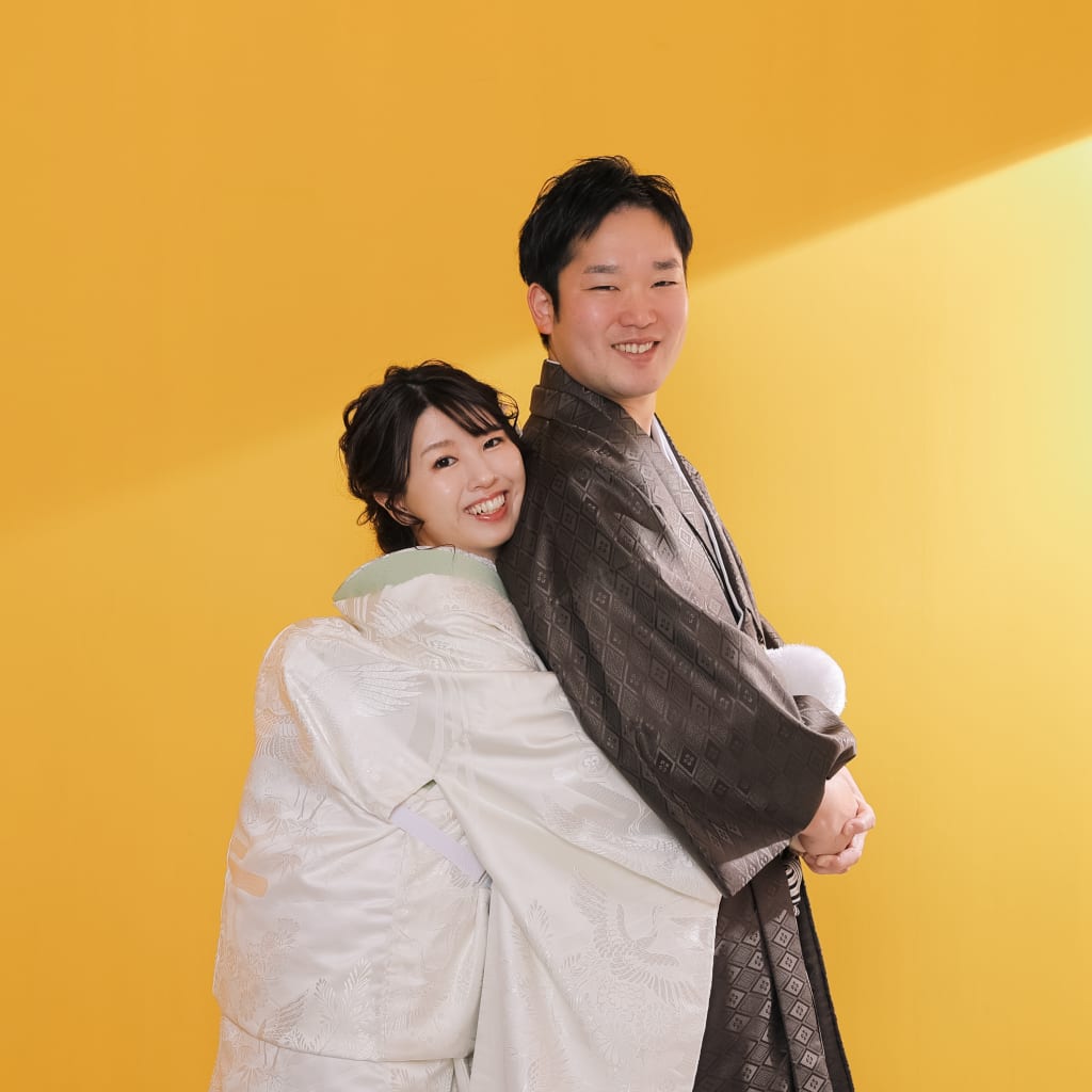 大人かわいいが撮れるハウススタジオ◎ | デコルテフォトグラフィー | 前撮り・フォトウェディング