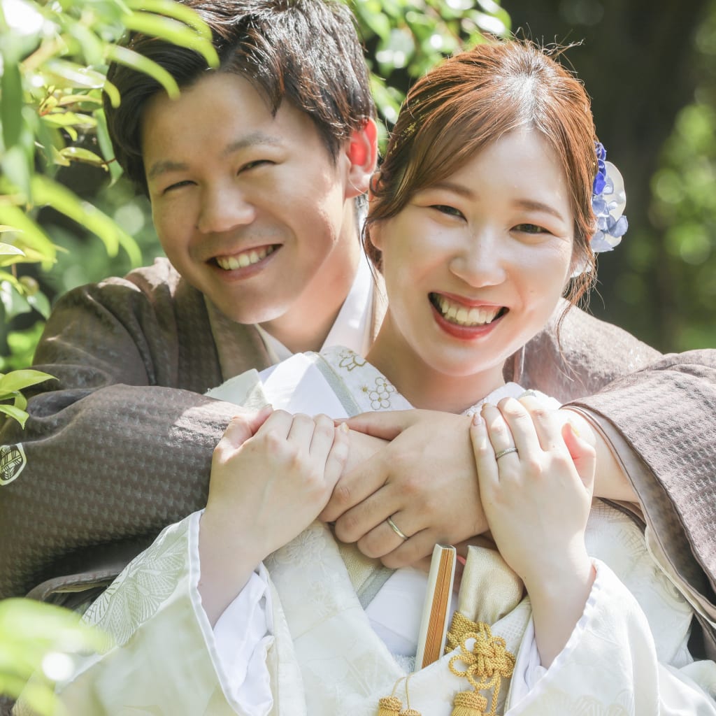 新緑の緑と一緒に | デコルテフォトグラフィー | 前撮り・フォトウェディング