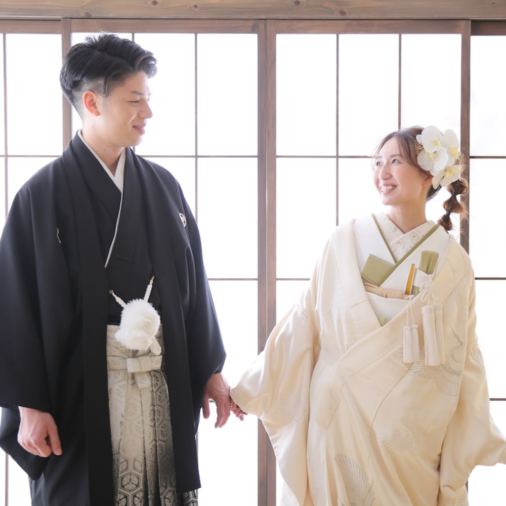 屋内庭園スタジオ | デコルテフォトグラフィー | 前撮り・フォトウェディング