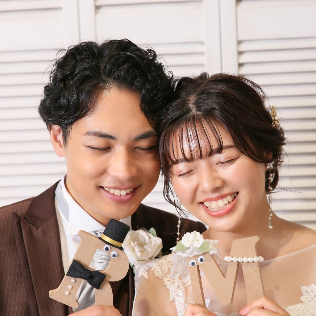 ご希望イメージや小物のお持ち込みで『お二人らしさ』を♪ | デコルテフォトグラフィー | 前撮り・フォトウェディング