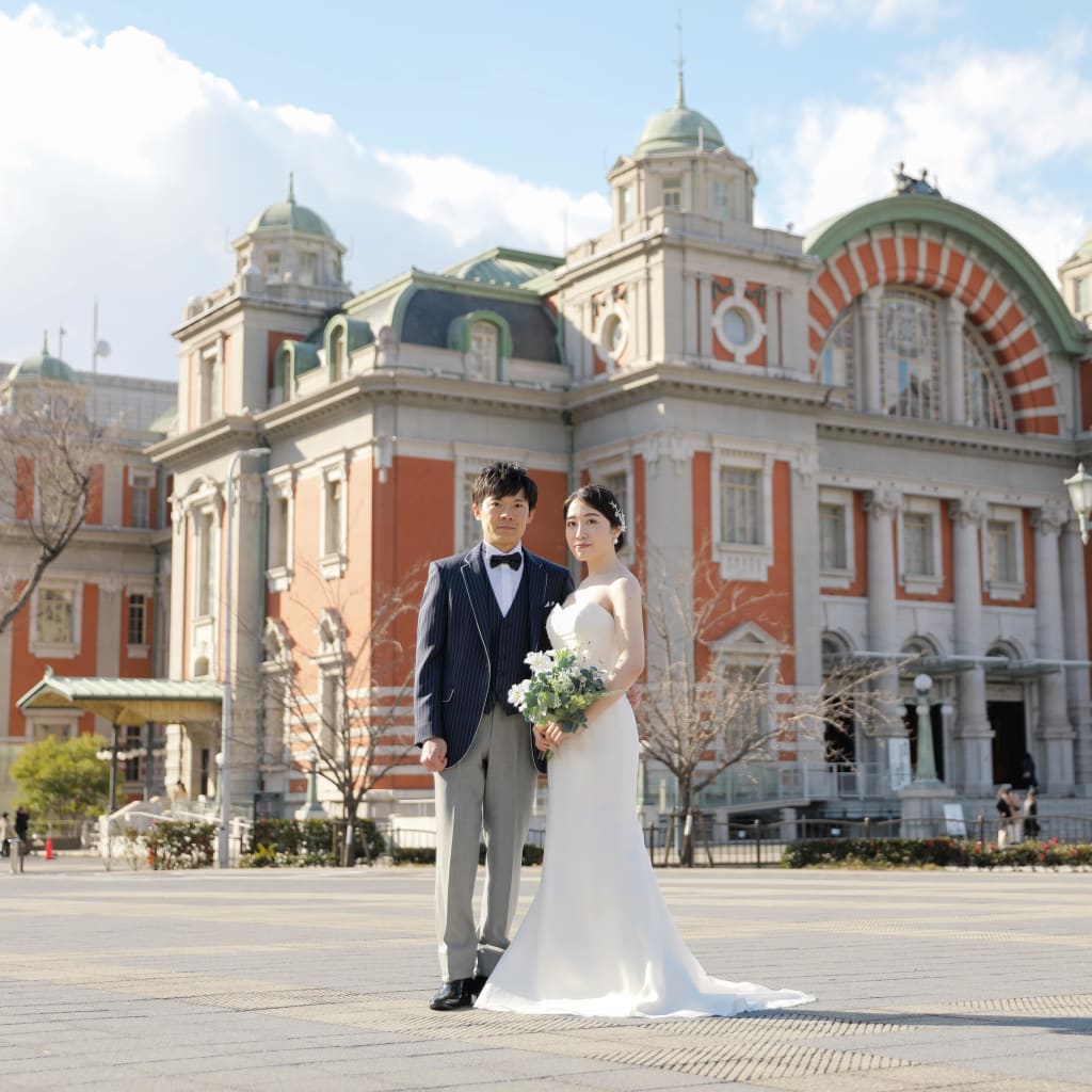 中之島公園で洋装ロケーション！ | デコルテフォトグラフィー | 前撮り・フォトウェディング
