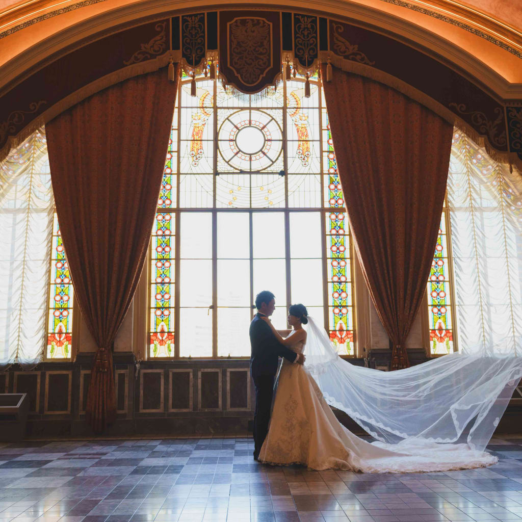 やわらかな光のロケーションー大阪市中央公会堂 | デコルテフォトグラフィー | 前撮り・フォトウェディング