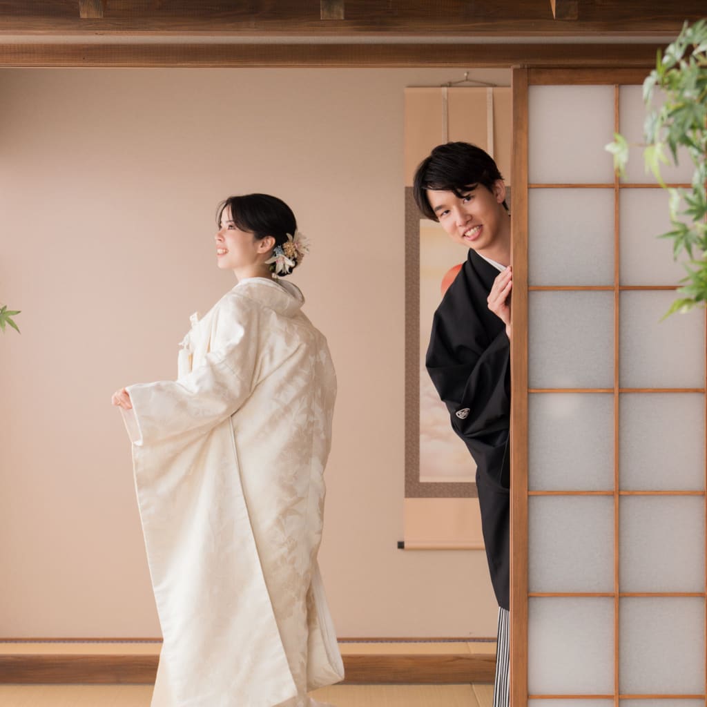 様々な背景で | デコルテフォトグラフィー | 前撮り・フォトウェディング