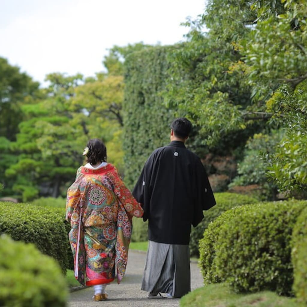 相良刺繍の色打掛 | デコルテフォトグラフィー | 前撮り・フォトウェディング