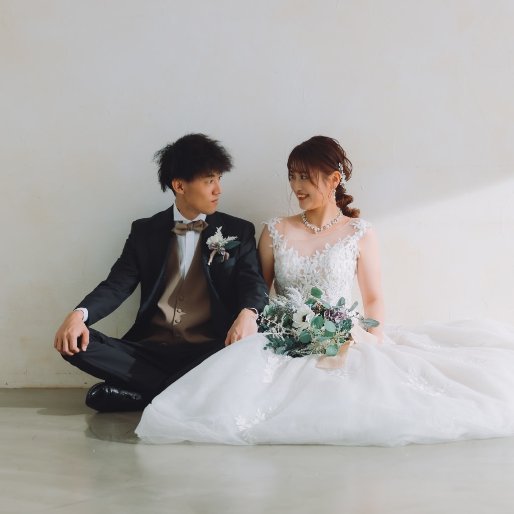 洋装ハウススタジオ撮影 | デコルテフォトグラフィー | 前撮り・フォトウェディング