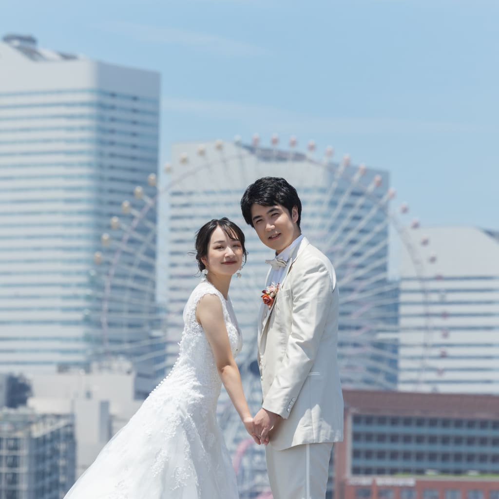 大さん橋で爽やかなお写真を！ | デコルテフォトグラフィー | 前撮り・フォトウェディング