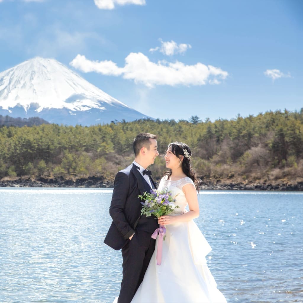海外からのお客様、富士山ロケーション洋装2着撮影 | デコルテフォトグラフィー | 前撮り・フォトウェディング