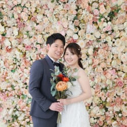 スタジオでシンプルもキュートも