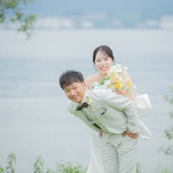 琵琶湖湖畔で残すロマンチックな瞬間