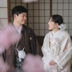 笑顔あふれる和装フォト！伝統と遊び心を交えた特別な一日