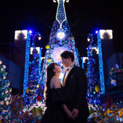 光の遊園地で幻想的な前撮り