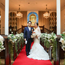 クラシックな洋館で結婚式のように　　photo　by　谷澤明美