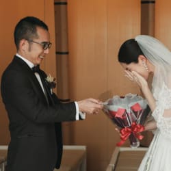 サプライズで花束を