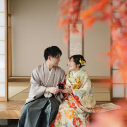 まるでロケーションフォトな屋内庭園とバリエーション豊かなハウススタジオで！