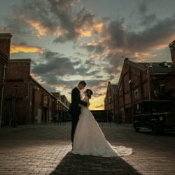 歴史と夜景が映える！築港・大阪アカレンガ倉庫で特別な一枚を📸✨
