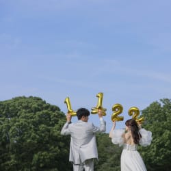 【小物を使ってお二人だけのウェディングフォトを！】〜屋内庭園＋代々木公園〜