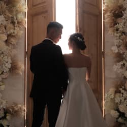 和装も洋装もお二人らしさ全開！