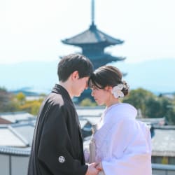 春かおる八坂で