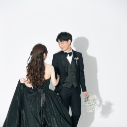 ブラックコーデウェディング