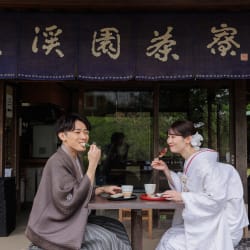 フォトアイテムと一緒に和装ロケーション