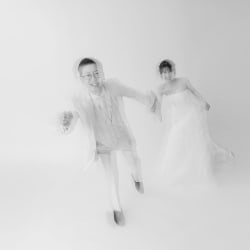 スタジオで推しアイテムと一緒に。