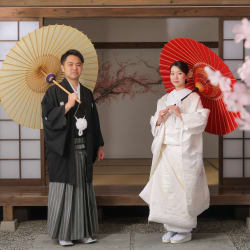 和装と洋装でスタジオ撮影