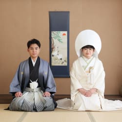 屋内庭園スタジオで色打掛も白無垢も叶える2着プラン♪