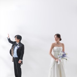 洋装スタイルのハウススタジオフォト