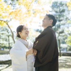 柔らかな光の広島城で