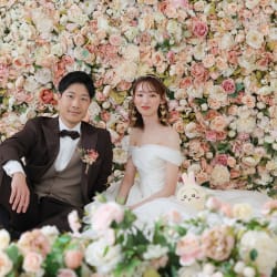 和装も洋装もお二人らしく