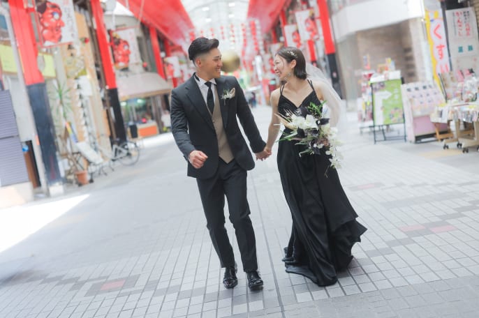 ブラックコーデ× ハンバーガー