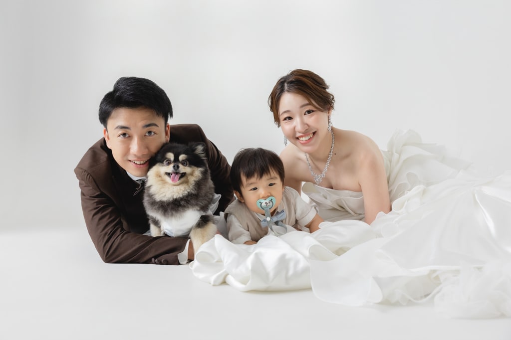 ペットとお子様とみんなで一緒のウェディング撮影
