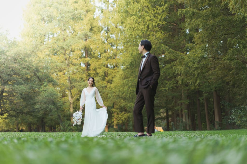 【愛車との撮影OK】秋ヶ瀬公園ロケーションプラン | フォトウェディング・前撮り・結婚写真