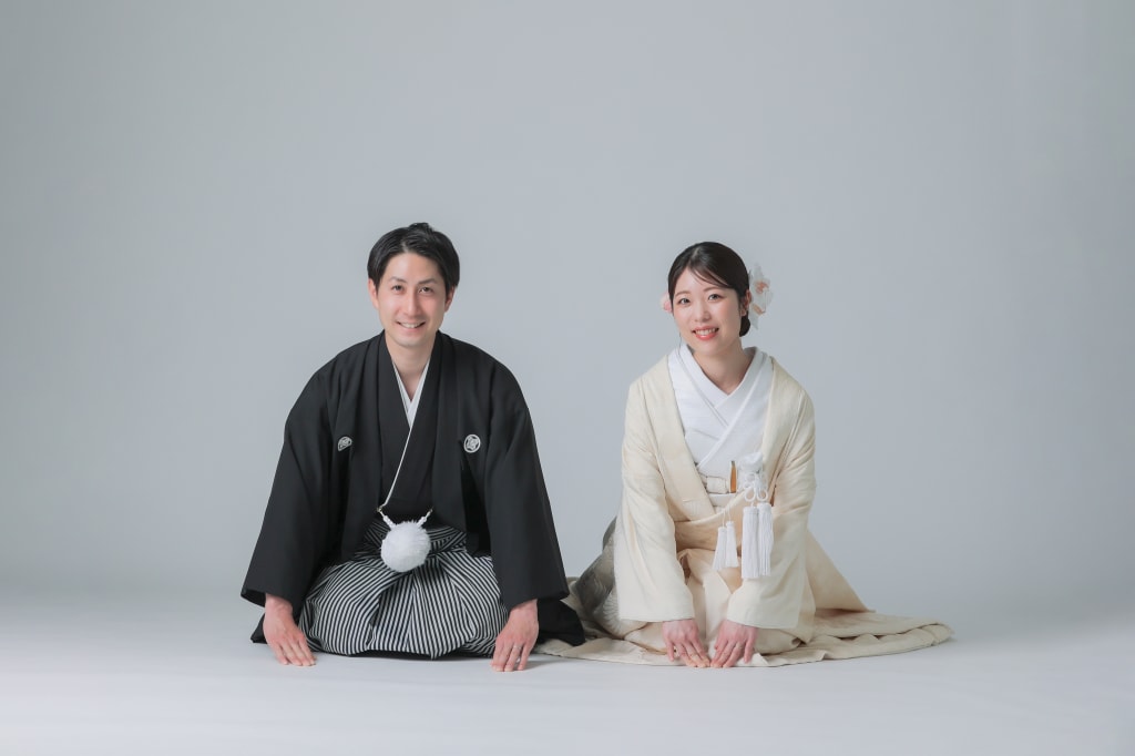 シンプル背景で！和装スタジオ