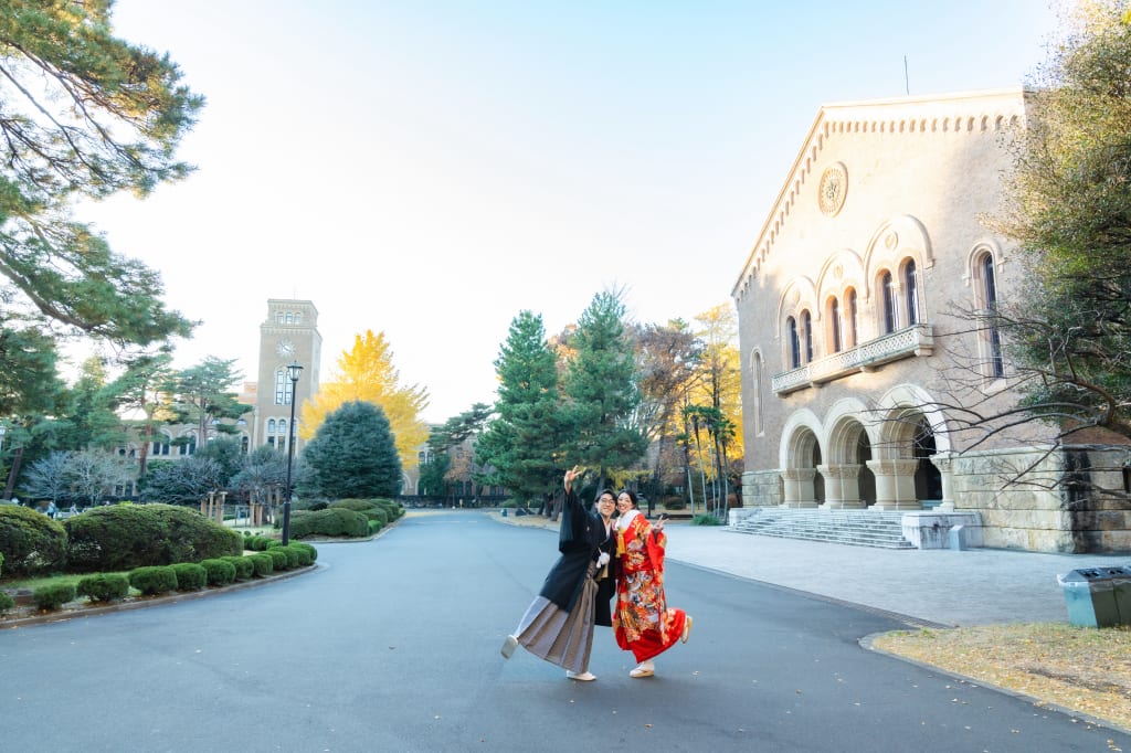 お二人の母校『大学』撮影