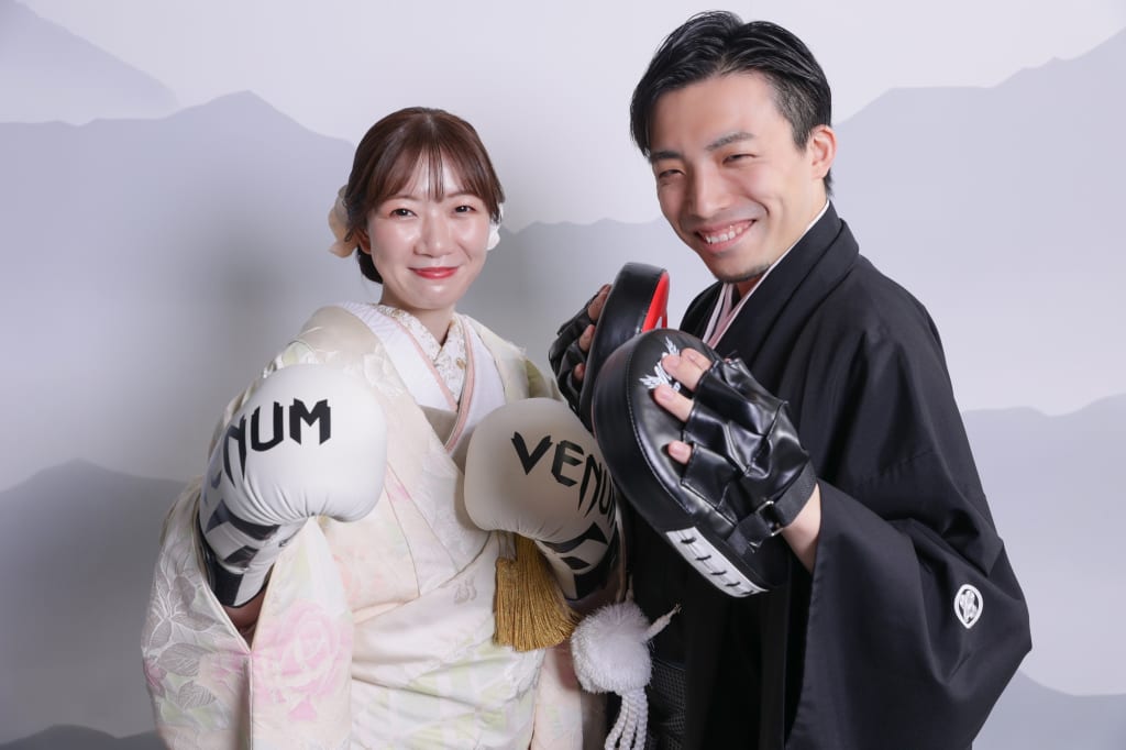 アイテムを使ってお二人らしさを！！【屋内庭園スタジオ】