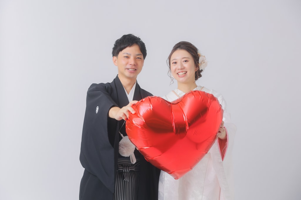 アイテムをたくさん使ったカラフルなスタジオ撮影！