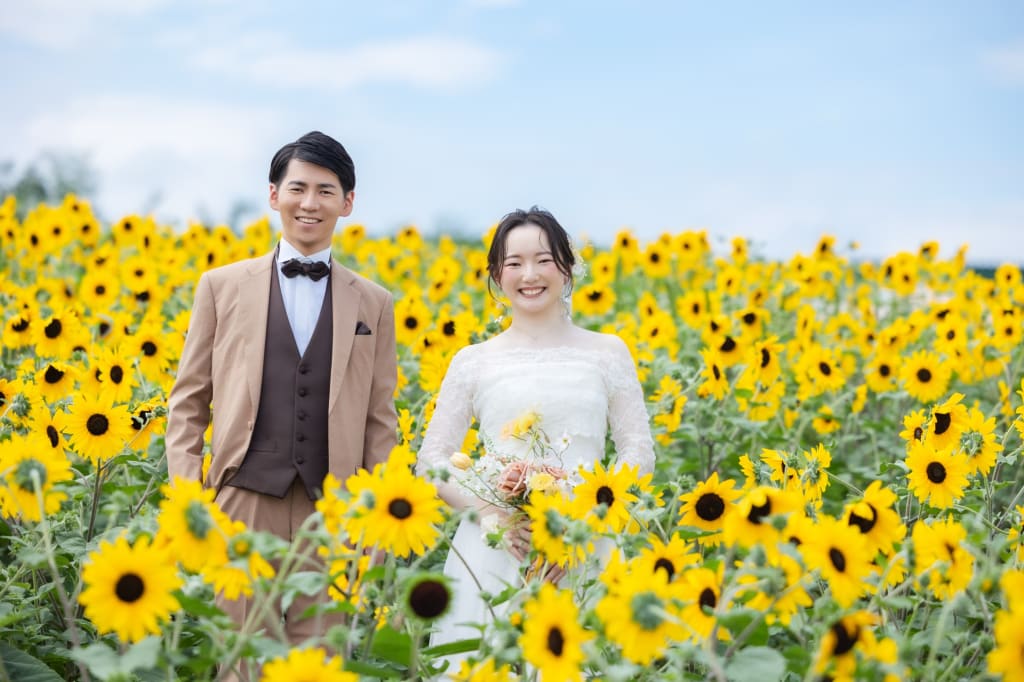 【美瑛フォトウェディング】花畑と広大なロケーションで残す特別な一日