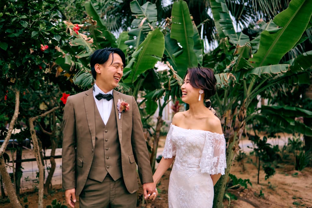 アラハビーチ | デコルテフォトグラフィー | 前撮り・フォトウェディング