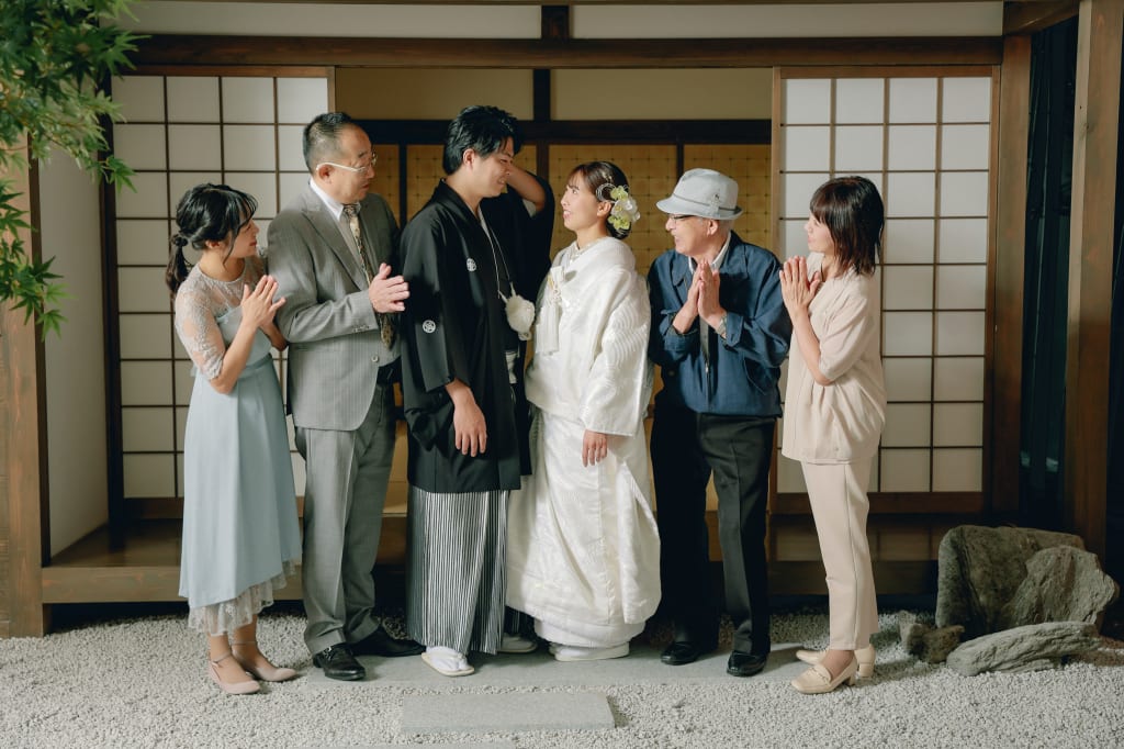 みなさん大集合♪【屋内庭園・祇園】でほっこり家族写真♪