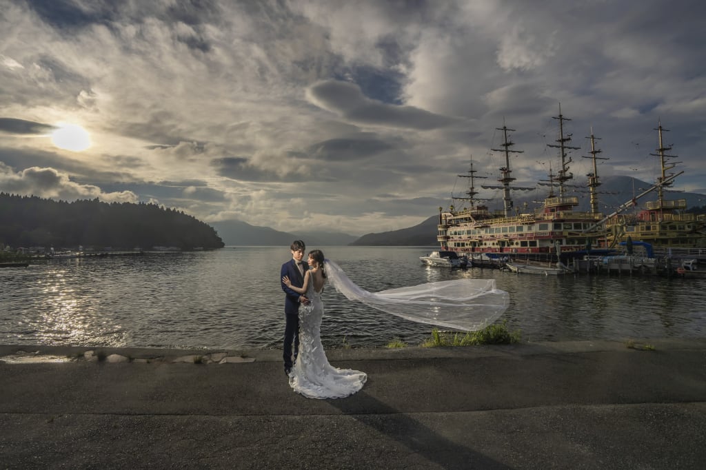 芦ノ湖 | デコルテフォトグラフィー | 前撮り・フォトウェディング