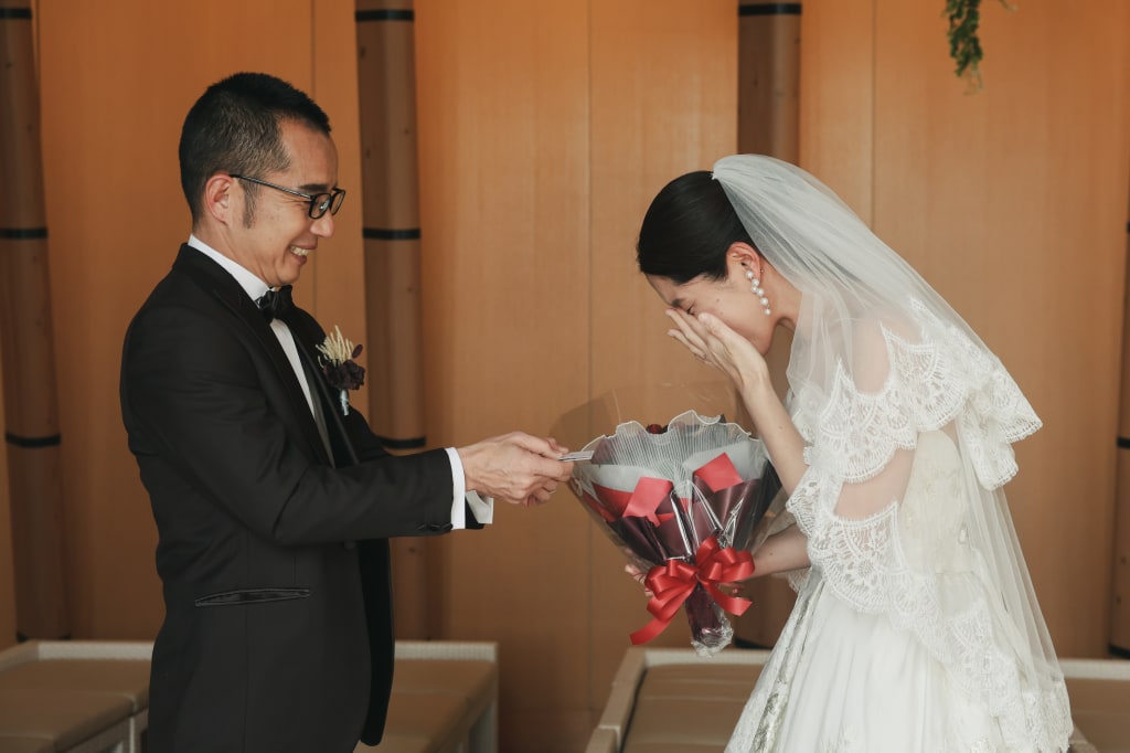 サプライズで花束を