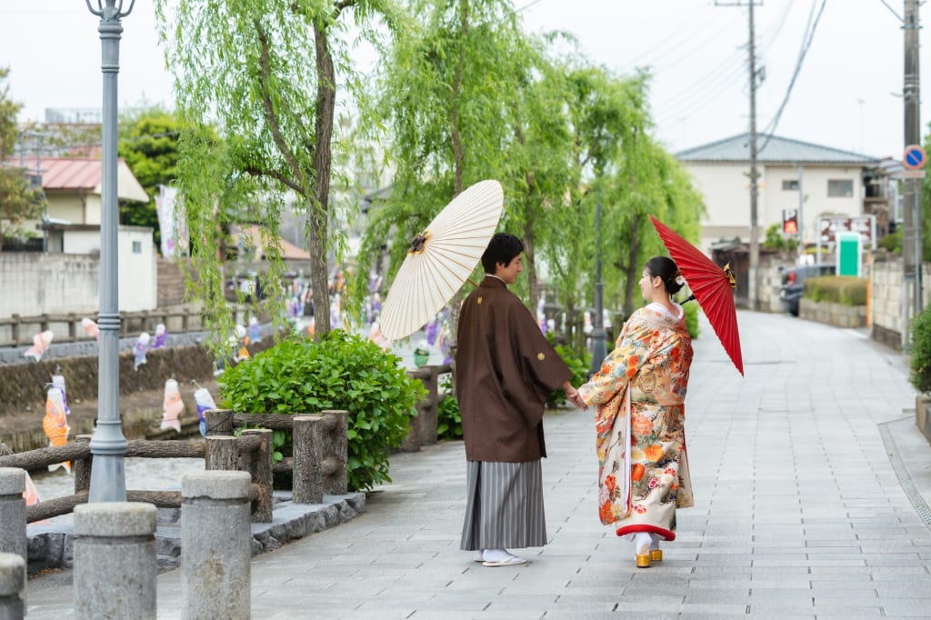 栃木市 (蔵の街並み)ロケーション＋屋内庭園（350カット）プラン | フォトウェディング・前撮り・結婚写真