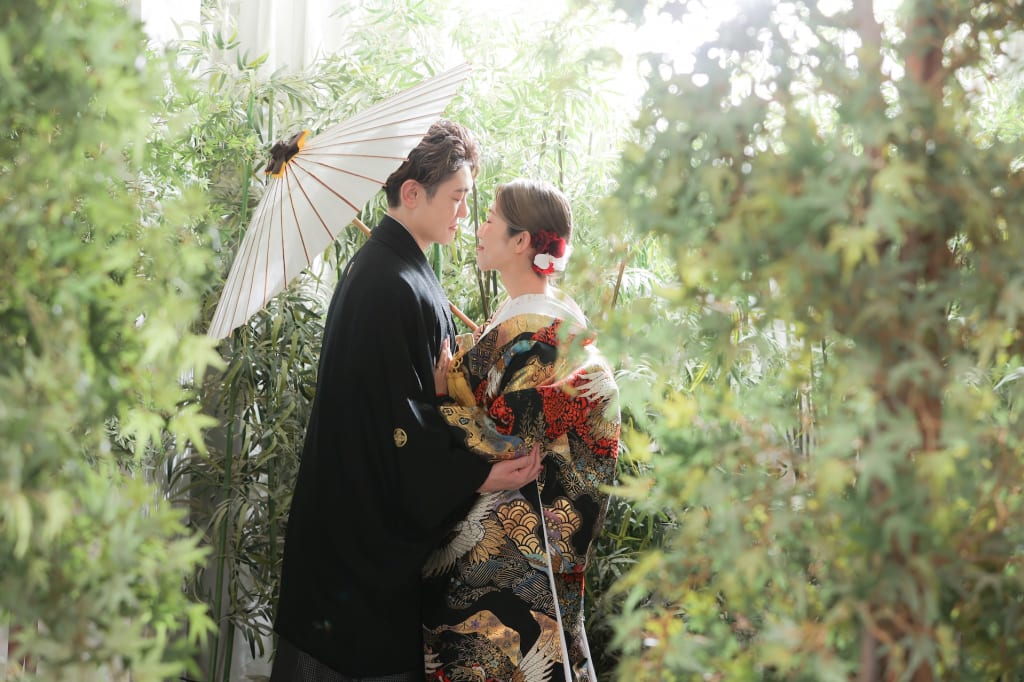 【スタジオで満喫◎】屋内庭園スタジオ＋洋装ハウススタジオ