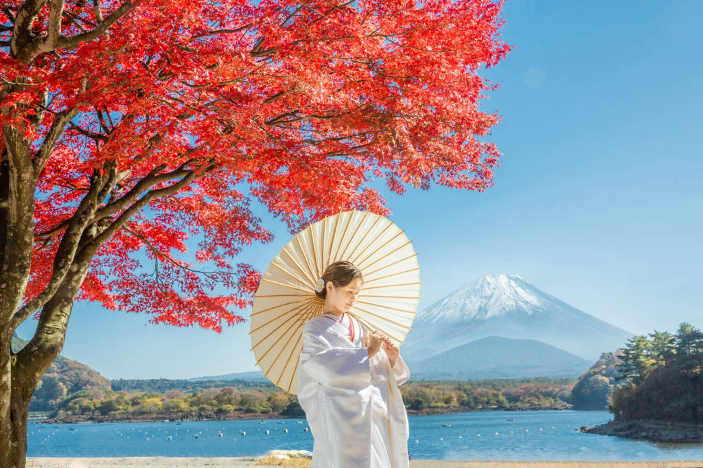 紅葉シーズン！！美しい大自然の和装フォト